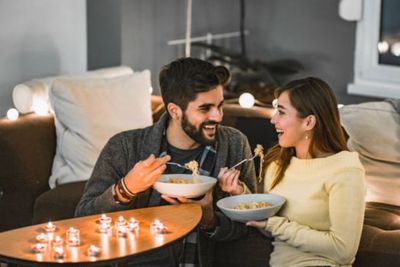Hemat Biaya! Begini 5 Cara Sederhana Merayakan Valentine, Tetap Romantis dan Berkesan