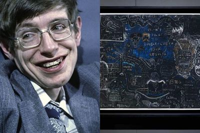 Diperlihatkan ke Publik, Misteri Coretan Stephen Hawking di Papan Tulis Akan Terpecahkan