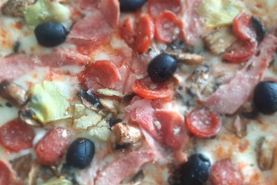 Delizioso! Kombinasi Ini Bikin Mike Pizza jadi Berbeda, Pedasnya Juara!