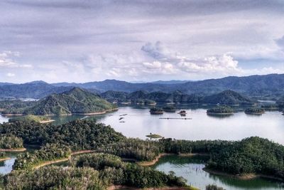 Indahnya Ulu Kasok, Raja Ampat KW Dulunya Desa yang Ditenggelamkan!