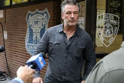 Keluarga Halyna Hutchins Menggugat Aktor Alec Baldwin & Produser Film Rust