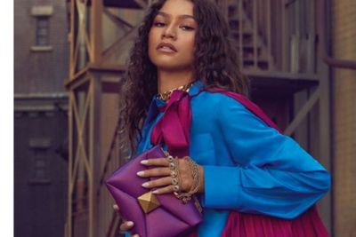 Bintang Spider-Man Zendaya Jadi Model Valentino untuk Koleksi Rendez-Vous