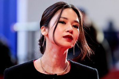 Cantik di Berlinale, Laura Basuki Mirip Artis Korea: Gong Hyo-jin Sampai Park Shin-hye