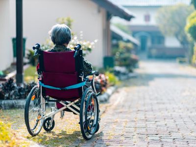 Mengenal Alzheimer, dari Gejala hingga Pencegahannya