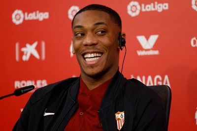 Ngungsi ke Sevilla, Anthony Martial Disebut Lebih Bahagia