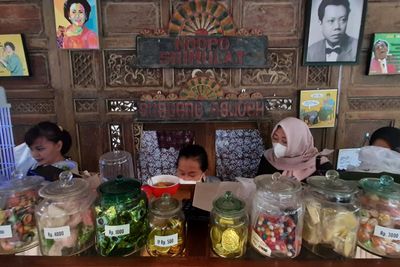 Kedai Ini Bocorkan Rahasia Dapur Djudjuk Srimulat, Nunung sampai Ketagihan!