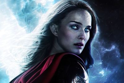 Kostum Thor & Jane Foster di Film Thor: Love & Thunder Terbongkar oleh Merchandise