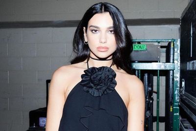 Ribut Soal Uang, Dua Lipa Tinggalkan Manajemen yang Membesarkan Namanya di Musik Dunia