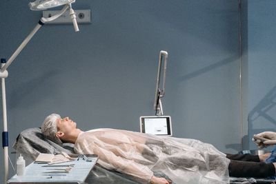 Mengenal Sepsis, Penyakit Langka yang Sebabkan Kedua Kaki Pelajar Ini Diamputasi
