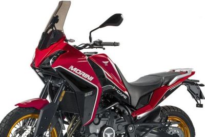 Edisi Spesial  X-Cape 650 Tampil dengan Velg Emas , Banderolnya Rp125 Jutaan