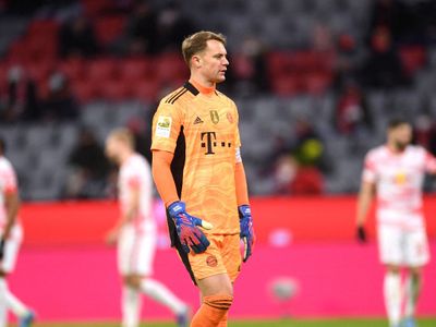 Manuel Neuer Panen Kritik, Direktur Bayern Munchen Pasang Badan