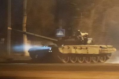 AS dan Sekutu Tak Berkutik, Rusia Caplok Donetsk dan Lugansk Lalu Kirim Tank ke Ukraina