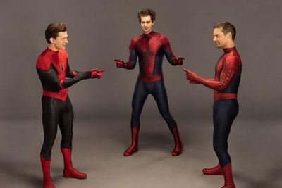 Sempat Heboh, Ketiga Pemeran Spiderman Lakukan Reka Ulang Meme Ikonik Saling Tunjuk