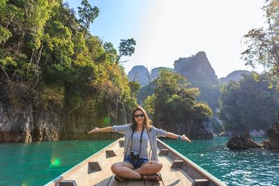 Tips Menjaga Asupan Makanan agar Tetap Sehat saat Traveling