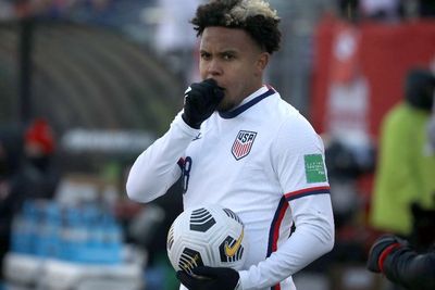 Patah Tulang, Weston McKennie Absen 8 Pekan dari Juventus