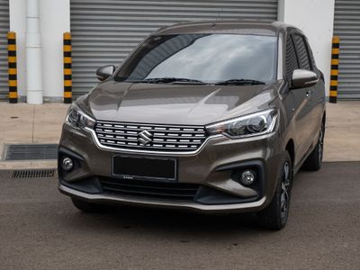 5 Perbandingan Suzuki XL7 Terbaru dan Suzuki Ertiga, Lebih Bagus Mana?