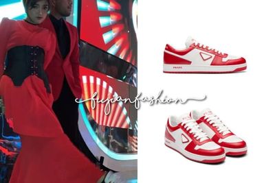Melihat Sneakers Merah Fuji di TikTok Awards, Harganya Capai Belasan Juta