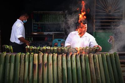 Sehari Habiskan 300 Bambu, Kuliner Medan Ini Sukses Bikin Bule Merem Melek