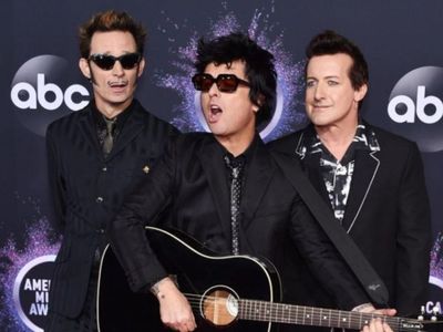 Lirik Boulevard of Broken Dreams Green Day Beserta Terjemahannya, Bercerita Tentang Depresi
