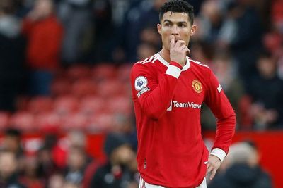 Maklumi Penurunan Performa Ronaldo, Berbatov: Ingat, Dia sudah 37 Tahun!