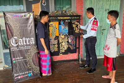 Keren! Narapidana di Rutan Ini Buat Batik Sampai Dipakai Puteri Indonesia