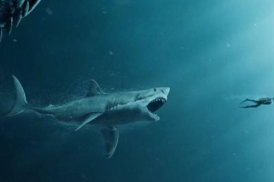 The Meg 2: The Trench Bakal Hadirkan Bintang Laga Tiongkok, Wu Jing sebagai Pahlawan Baru