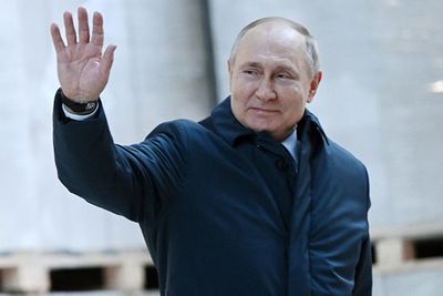 Viral Teriakan Urraa Vladimir Putin ke Tentara Rusia, Ternyata Ini Artinya