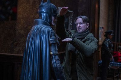 Matt Reeves, Sutradara Film The Batman Tak Dapat Hadir di Premiere Akibat COVID-19