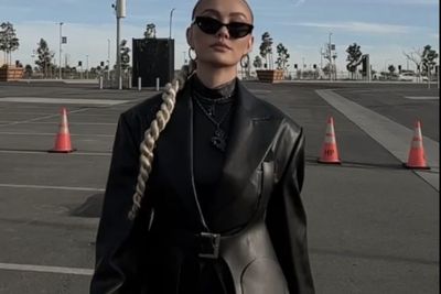 Datangi Acara Penghargaan Billboard Women in Music Award 2022, Agnez Mo Jadi Sorotan