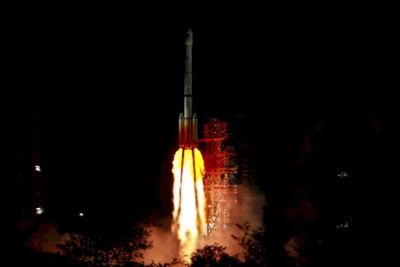Bangkai Roket yang Akan Tabrak Bulan Seberat 3 Ton, Benarkah Milik China?