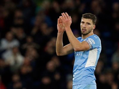 Cedera Hamstring, Ruben Dias Absen dari Derby Manchester