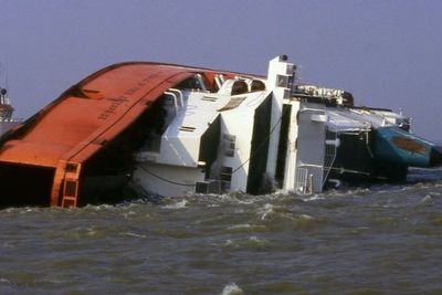 Peristiwa 6 Maret: Tragedi Terbaliknya Kapal Herald of Free yang Tewaskan 193 Orang