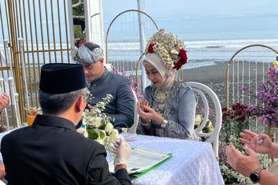 Usung Adat Bali, Ferry Irawan dan Venna Melinda Resmi Menikah Hari Ini