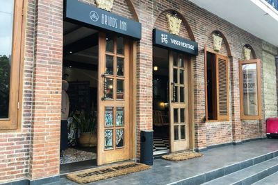 Ada Kafe Eropa di Batu, Malang Raya! Cocok Buat Foto Instagram