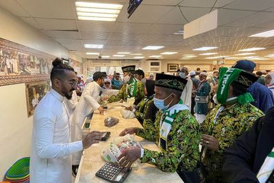 Bukan Tanah Abang! Ini Tempat Orang Indonesia Beli Oleh-oleh Kurma saat Haji dan Umroh