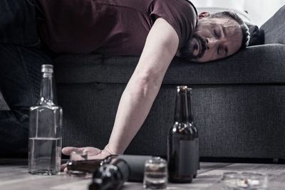 Fakta Jika Minuman Beralkohol Tak Baik untuk Tubuh, Bisa Kurangi Volume Otak!
