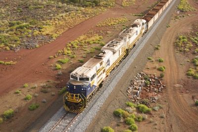 The Infinity Train, Kereta Api yang Mengisi Ulang Tenaga Memakai Gravitasi & Baterai Besar