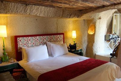 Populer Karena Layangan Putus, Begini Wujud Mewahnya Gua di Cappadocia