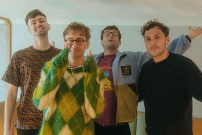 Dirilis di Awal Pandemi, Glass Animals Tak Nyangka Heat Waves Bisa Puncaki Billboard
