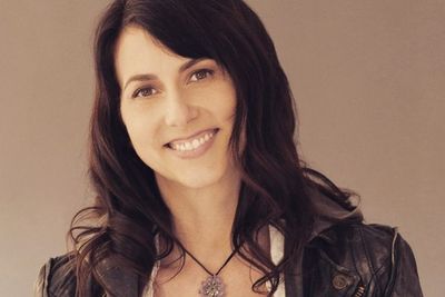 Sosok MacKenzie Scott, Wanita Paling Berpengaruh di Dunia karena Kedermawanannya