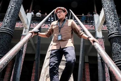 Fakta-Fakta Radakng, Rumah Adat Dayak Kalbar yang Dikunjungi Sandiaga Uno