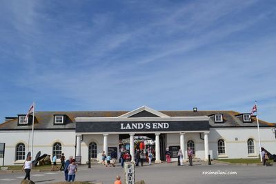 Begini Bentuk Ujung Inggris yang Selalu Jadi Tujuan Traveler, Ada Apa?
