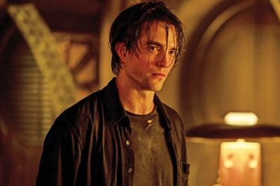 Lakukan Adegan Silat di The Batman , Robert Pattinson Ngaku Setiap Gerak Menyakitkan!
