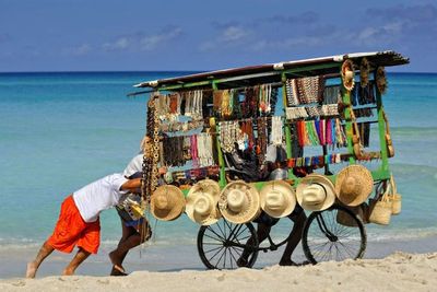 Ditinggalkan Turis Rusia, Pariwisata di Kuba Terseok-seok