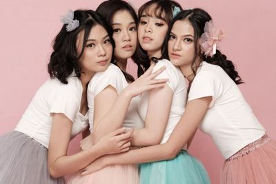 Generasi Terbaru Girl Group Indonesia UP Girls Debut dengan Hey Boy dengan Konsep Fresh