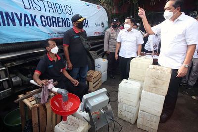 Mendag Sebut Ada Oknum yang Timbun Minyak Goreng dan Jual ke Luar Negeri
