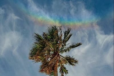NASA Pamer Penampakan Pelangi Terbalik di Langit Italia, Fenomena Apa?