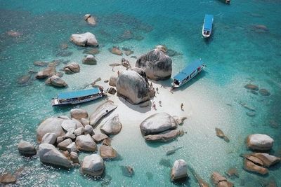 Keunikan Pantai Tanjung Kelayang, Terdapat Granit Menyerupai Burung Garuda