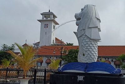 Patung Merlion Singapura Dititipkan ke Madiun, Ada Tujuan Mulia di Baliknya!