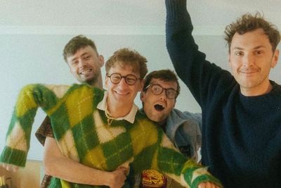 Dirilis 2020, Heat Waves Glass Animals Masih Puncaki Billboard Hot 100 di Pekan Kedua